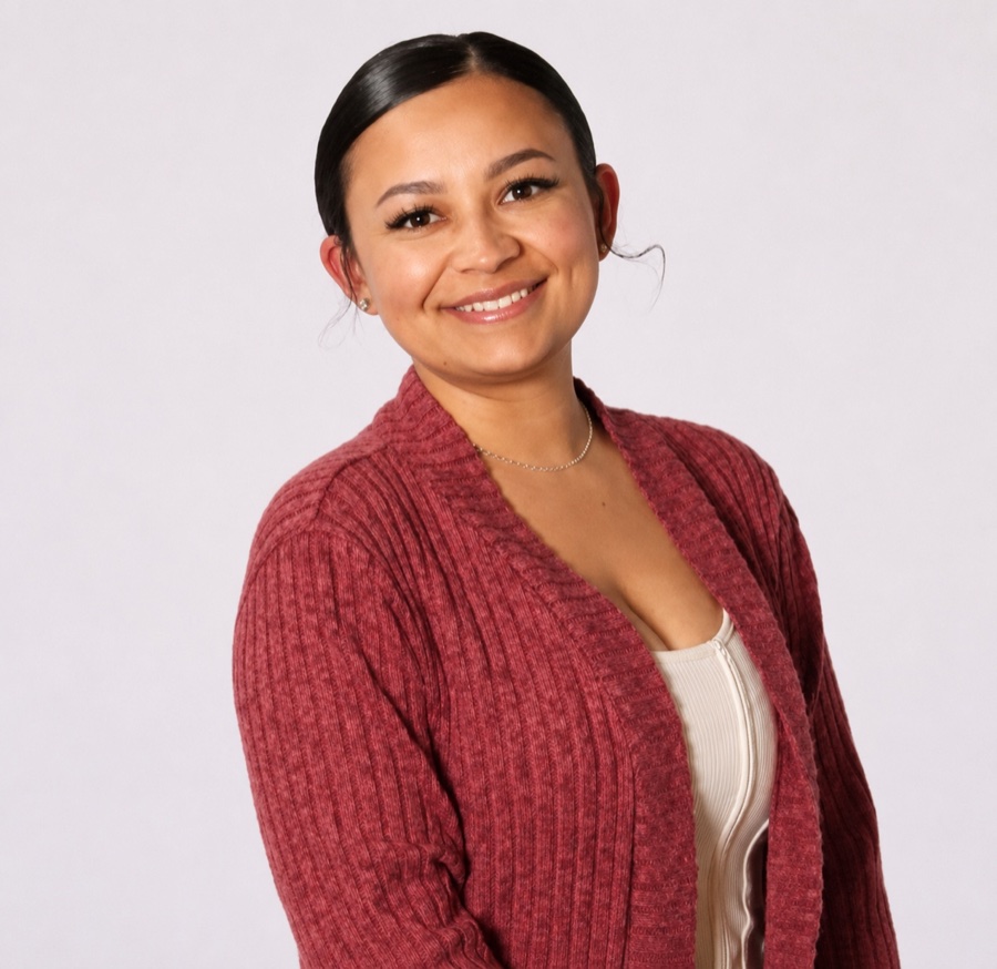 Jasmine Vargas, Athens school cheer coach
